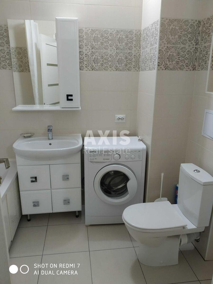1k apartment vul. Lypkivs'kogo Vasylja Mytropolyta 37Б599813