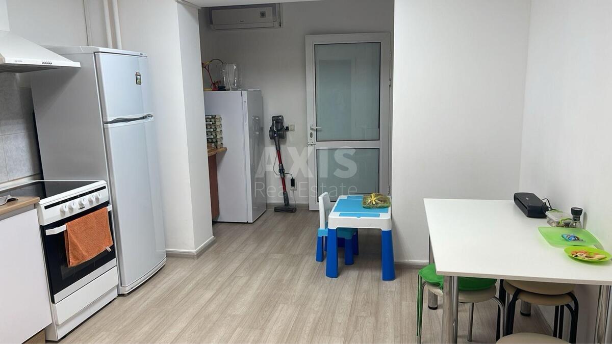 Trade object vul. Krushel'nyc'koi' Solomii' 5, 186m2608056