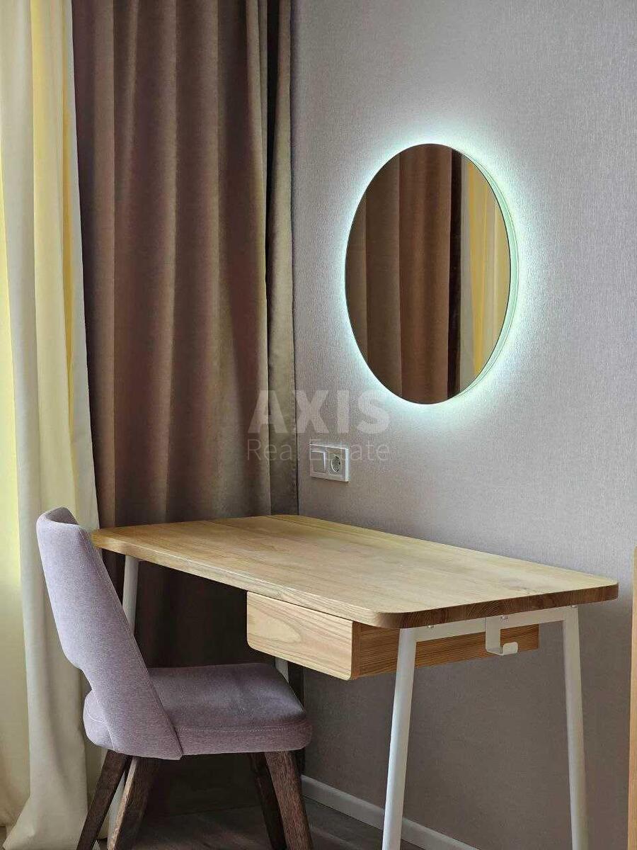 1k apartment vul. Sverstjuka Jevgena 6Г565564