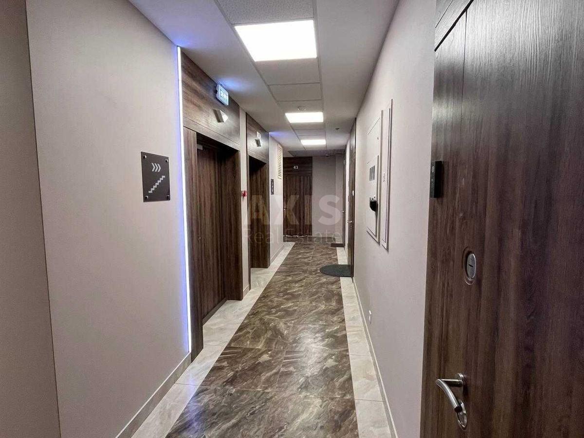 2k apartment vul. Mykil's'ko-Slobids'ka 3А3