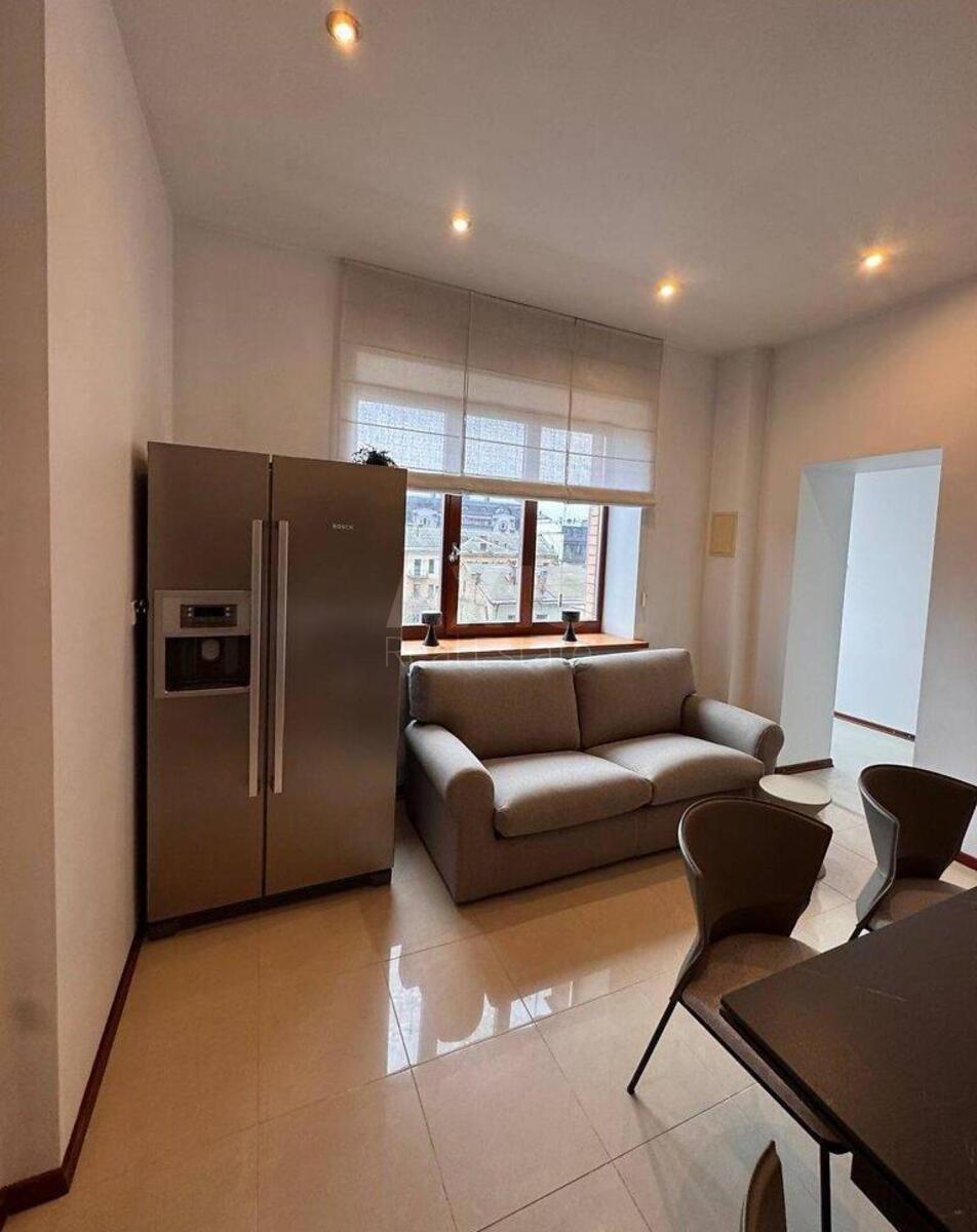 3k apartment vul. Zhyljans'ka 30А609782