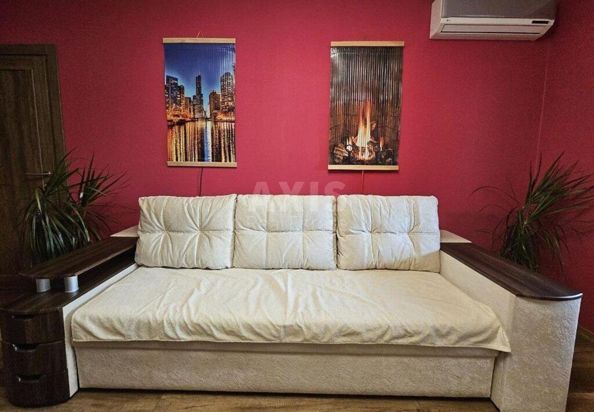 3k apartment vul. Akademika Jefremova 17
