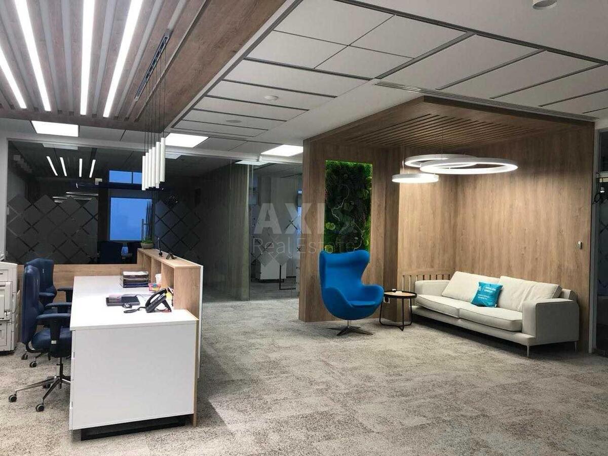 Office vul. Rustaveli Shota 18А, 800m2