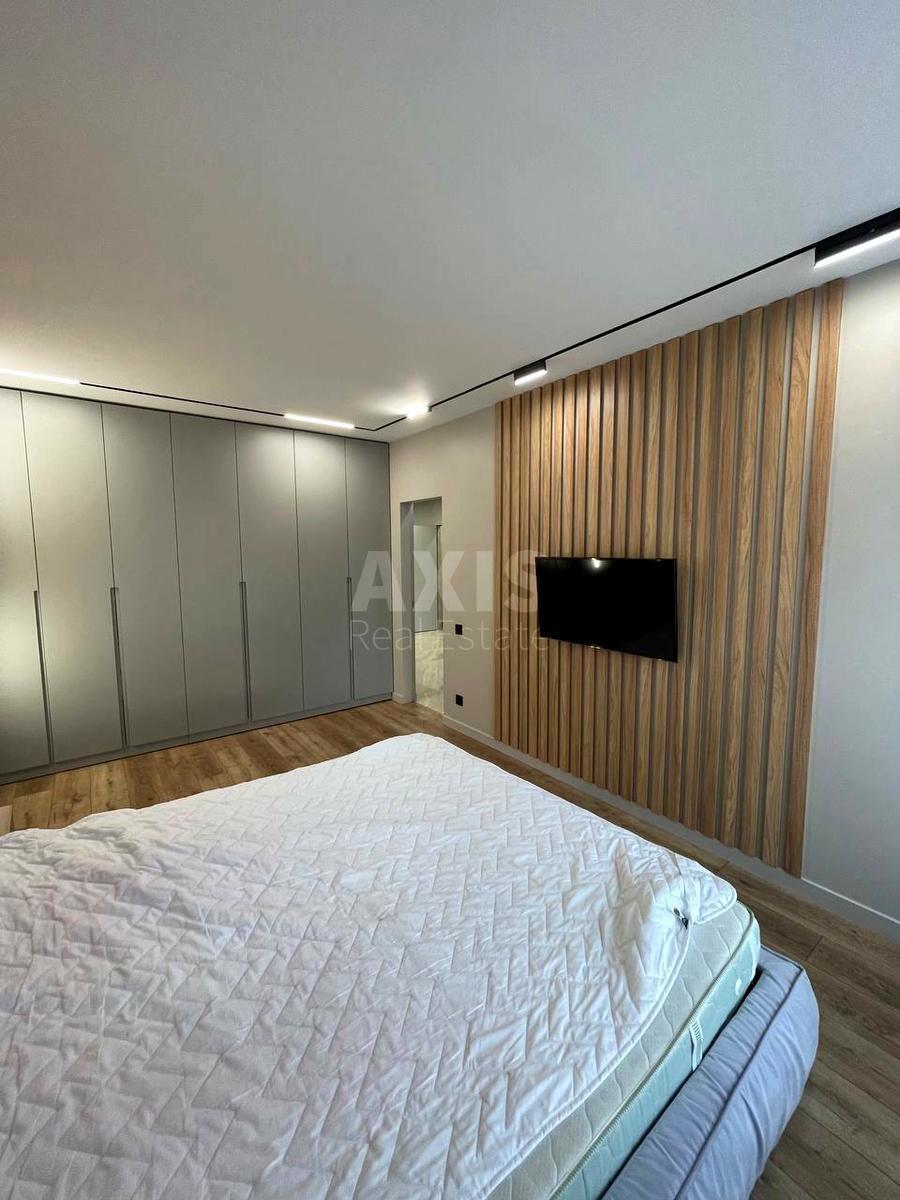 3k apartment vul. Antonovycha 1096100311