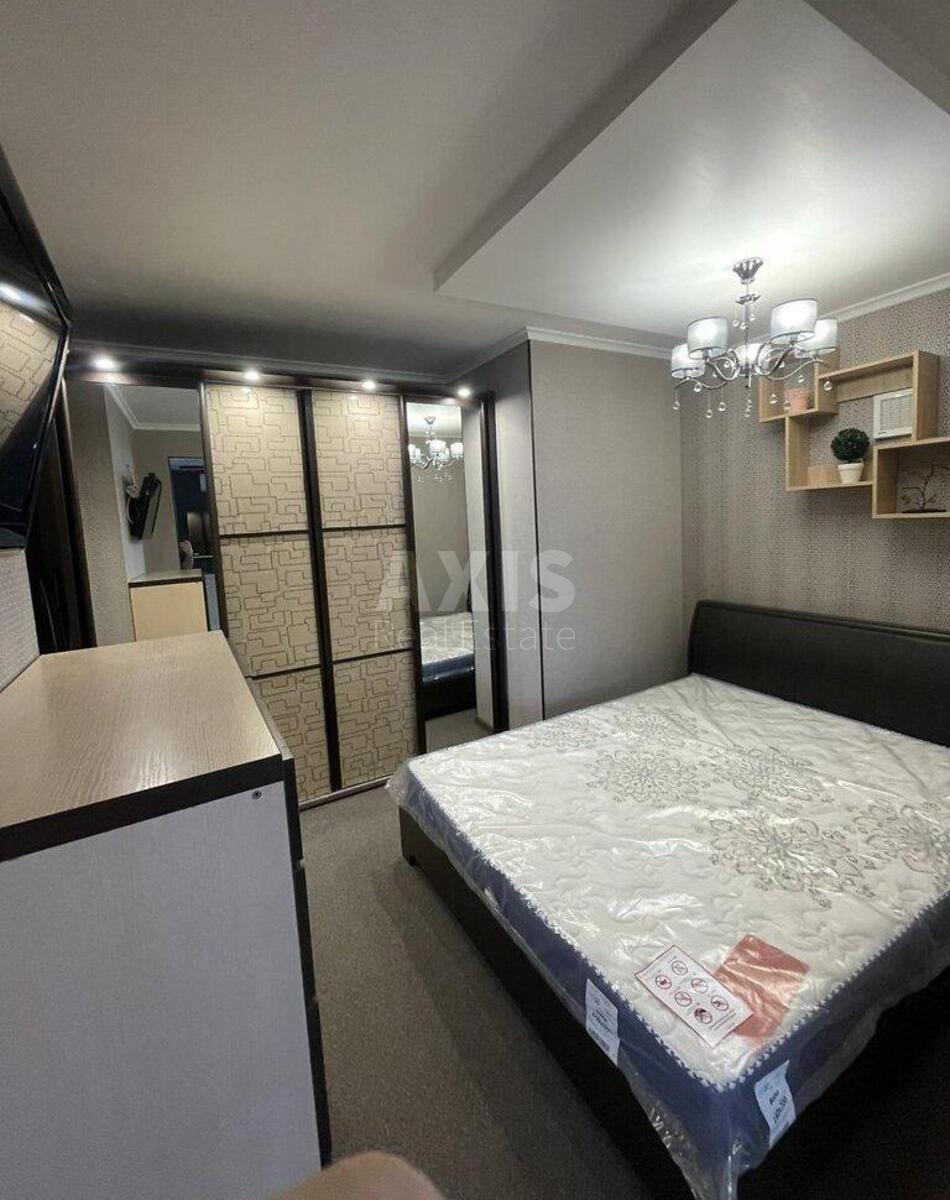 1k apartment vul. Myhajla Maksymovycha 3Д3