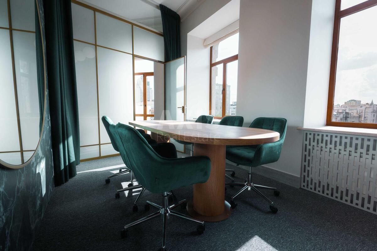 Office vul. Velyka Vasyl'kivs'ka 43, 120m2567741