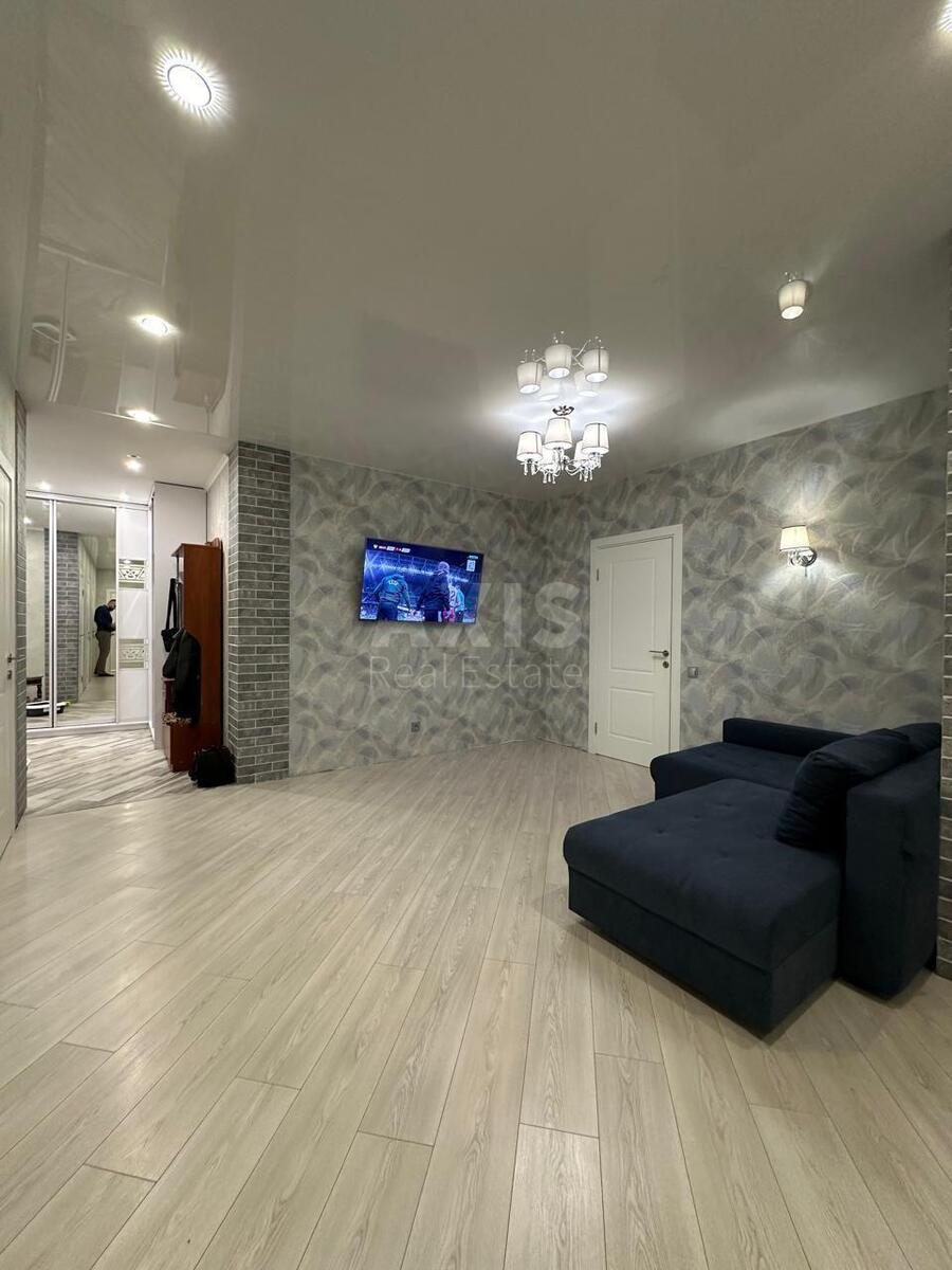 3k apartment vul. Kondratjuka Jurija 3611823