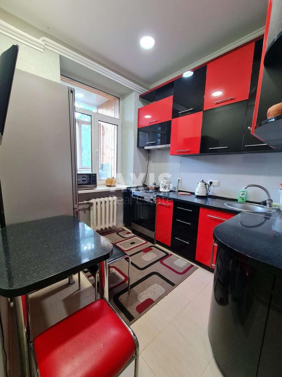 3к квартира ул. Саксаганского 68/21