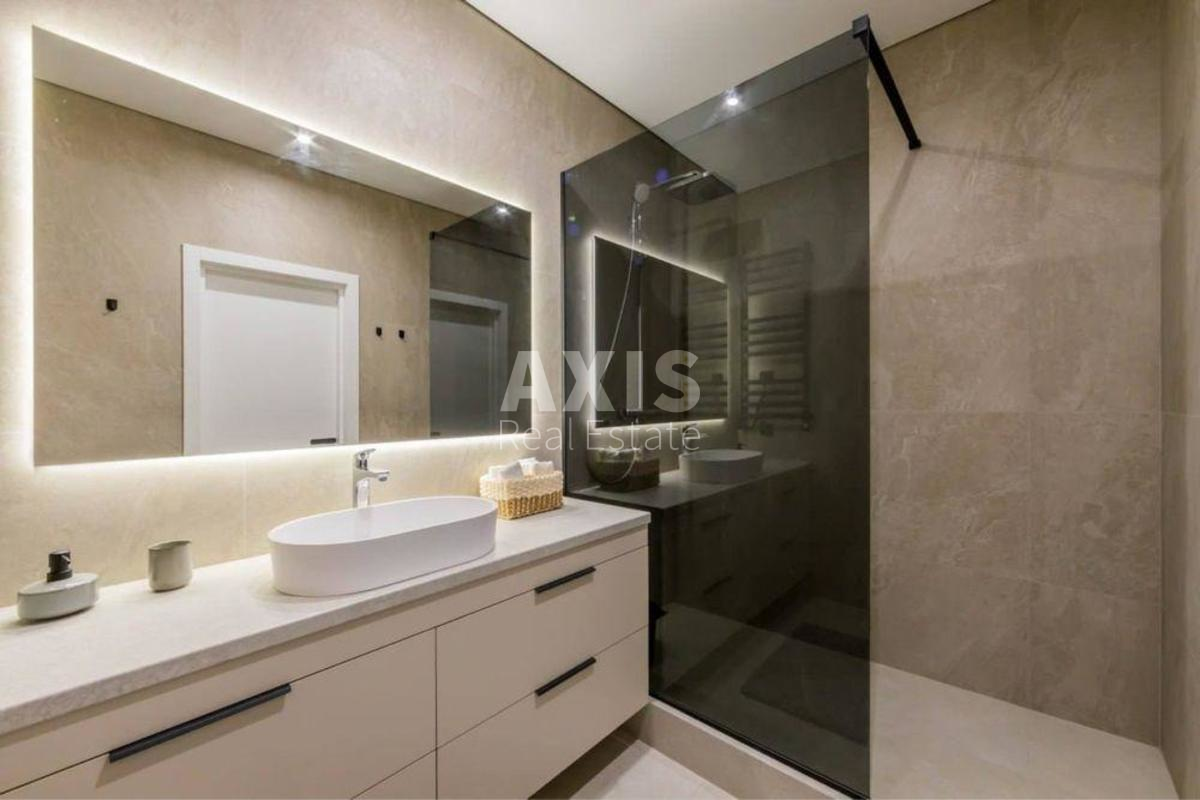 1k apartment pl. Peremogy 1110