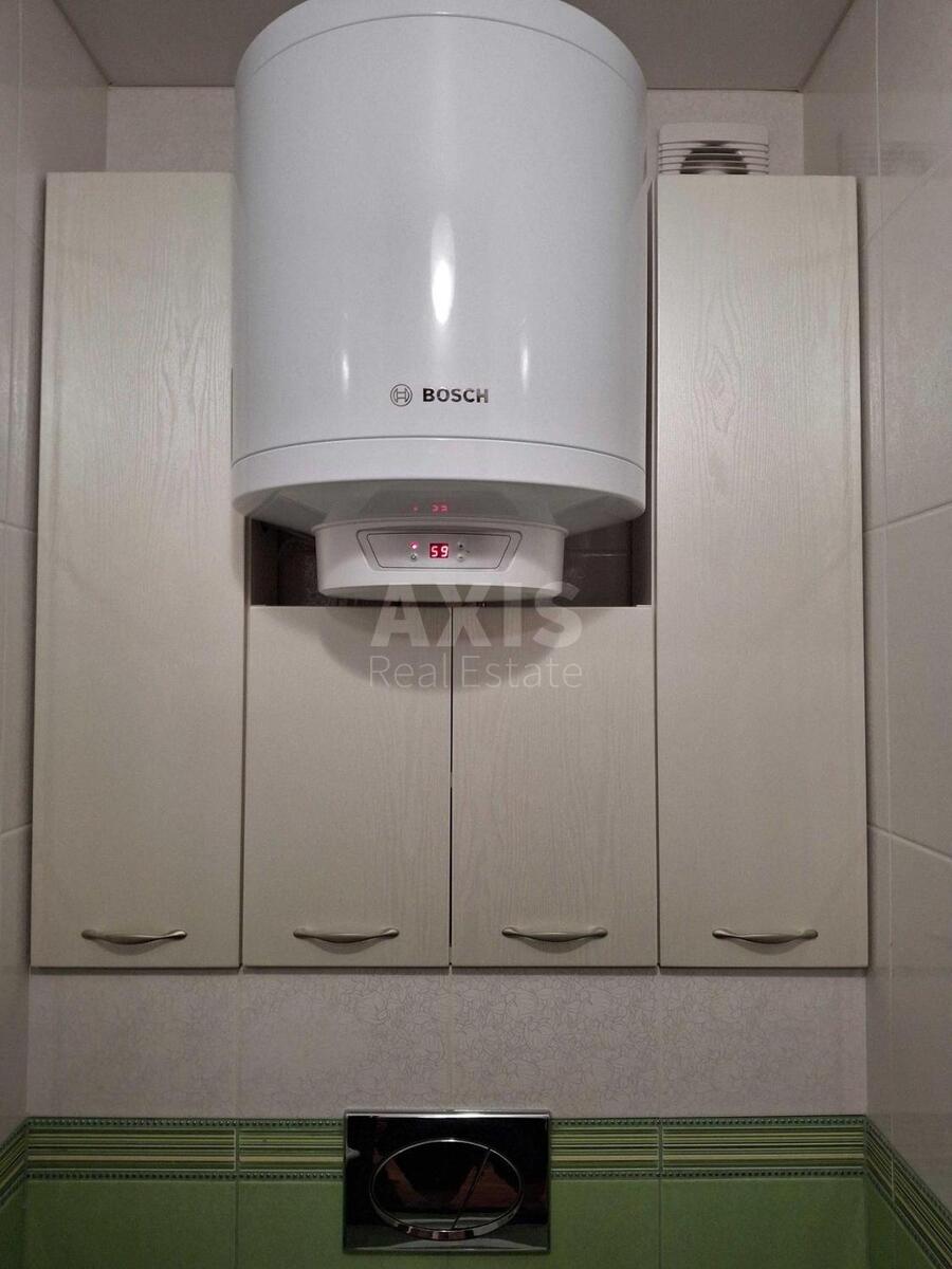 3k apartment vul. Bal'zaka Onore de 4А6235014