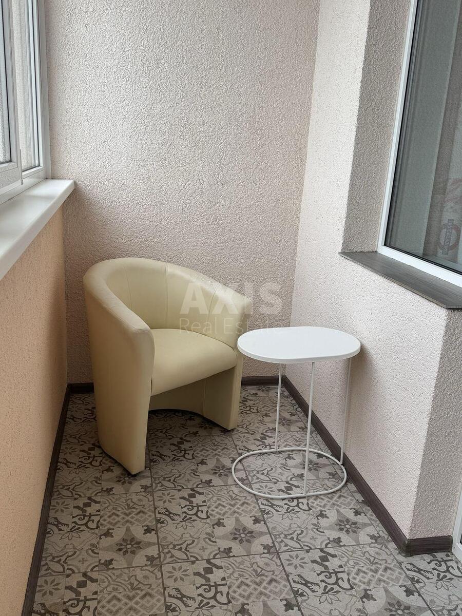 2k apartment vul. Kyrylo-Mefodii'vs'ka 25737415