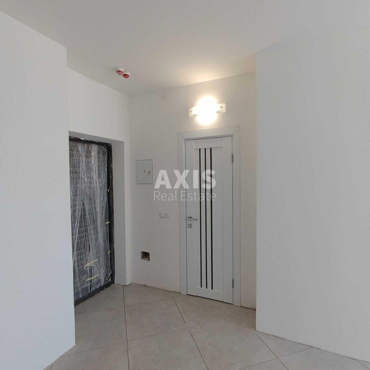 1k apartment vul. Berezhans'ka 152