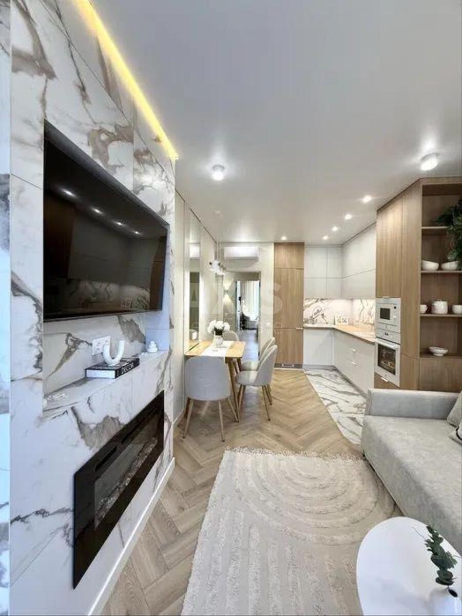 1k apartment bul. Ryl's'kogo Tadeja 162005