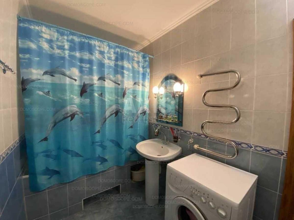2k apartment vul. Rudenko Larysy 10В9