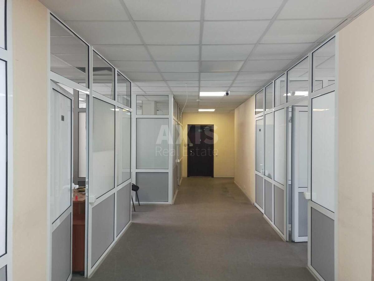 Office prov. Novopechers'kyj 5, 255m2594376