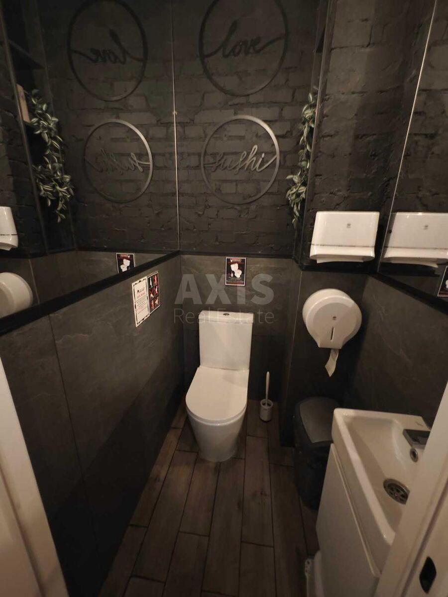 Объект торговли ул. Кондратюка Юрия 3, 65м2634615