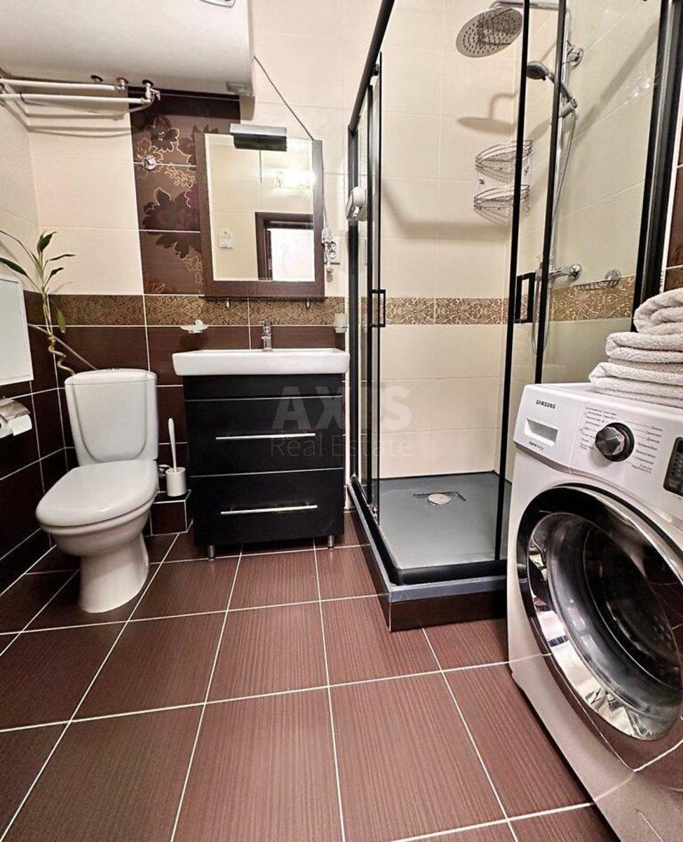 1k apartment pr-t Lobanovs'kogo 1505