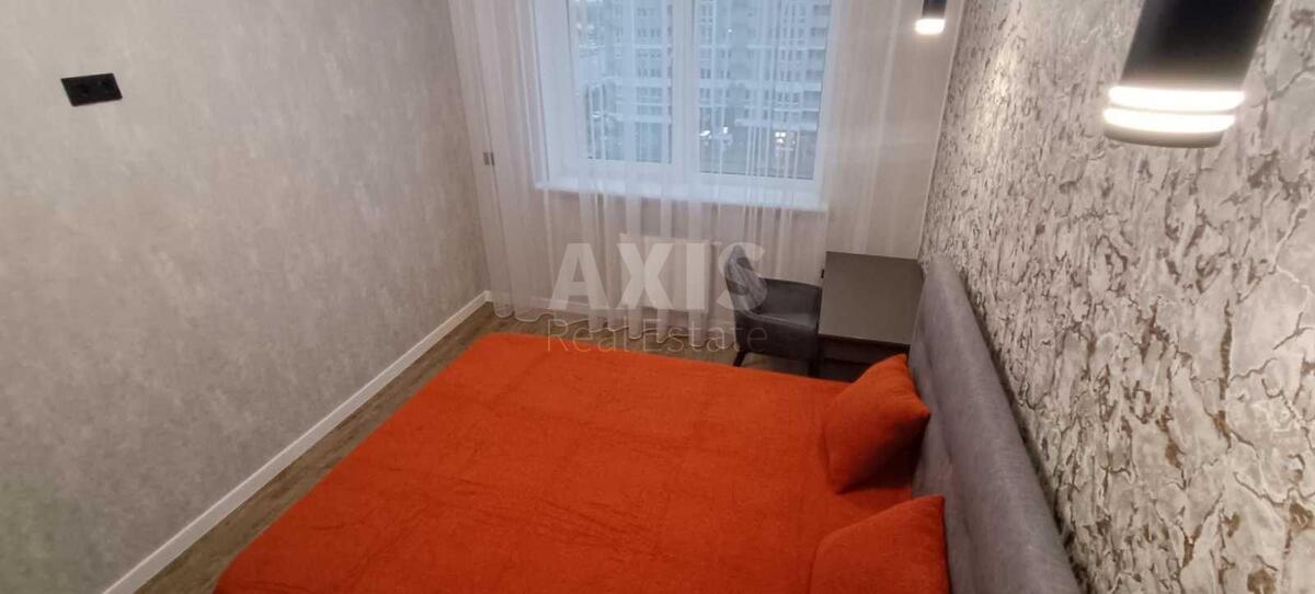 1k apartment vul. Revuc'kogo 405