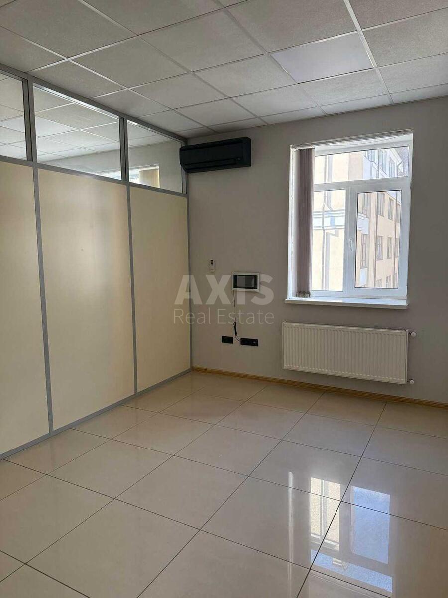 Офис ул. Сикорского Игоря Авиаконструктора 8, 217м2630051