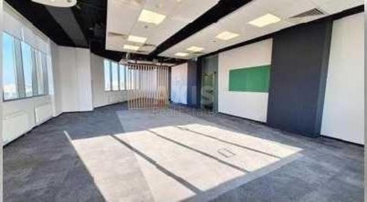 Trade object vul. Hreshhatyk 23, 2000m2