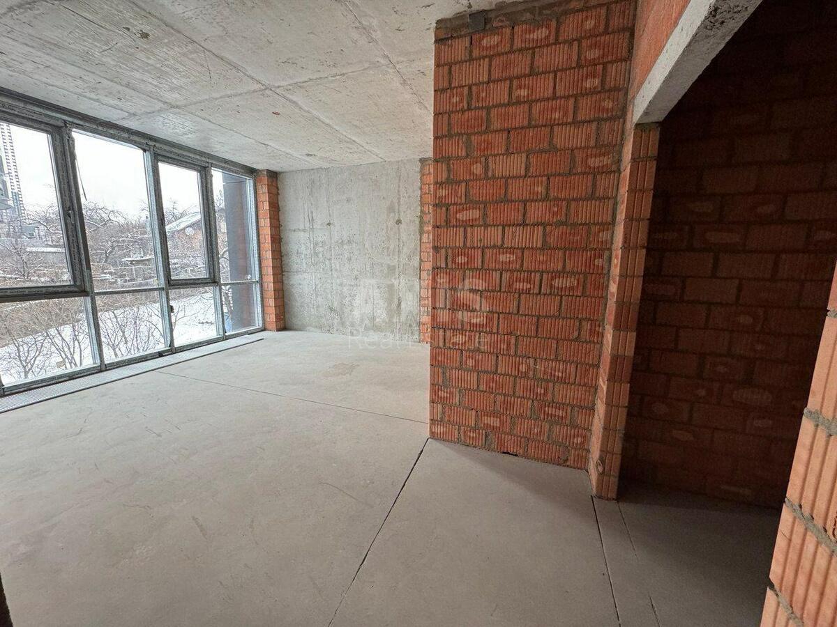 3k apartment vul. Strutyns'kogo Sergija 216
