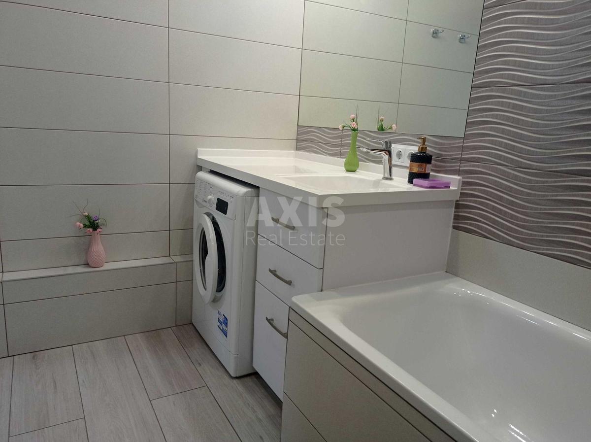 2k apartment pr-t Glushkova Akademika 65