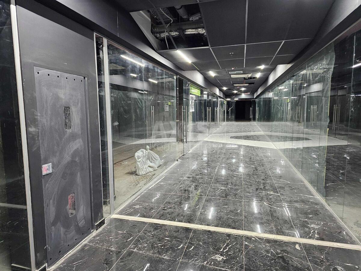Объект торговли пр-т Бажана Николая 17А, 443м2590974