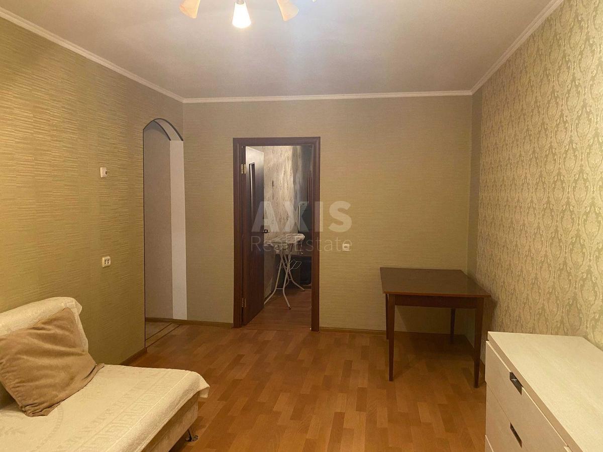 3k apartment vul. Bakyns'ka 377