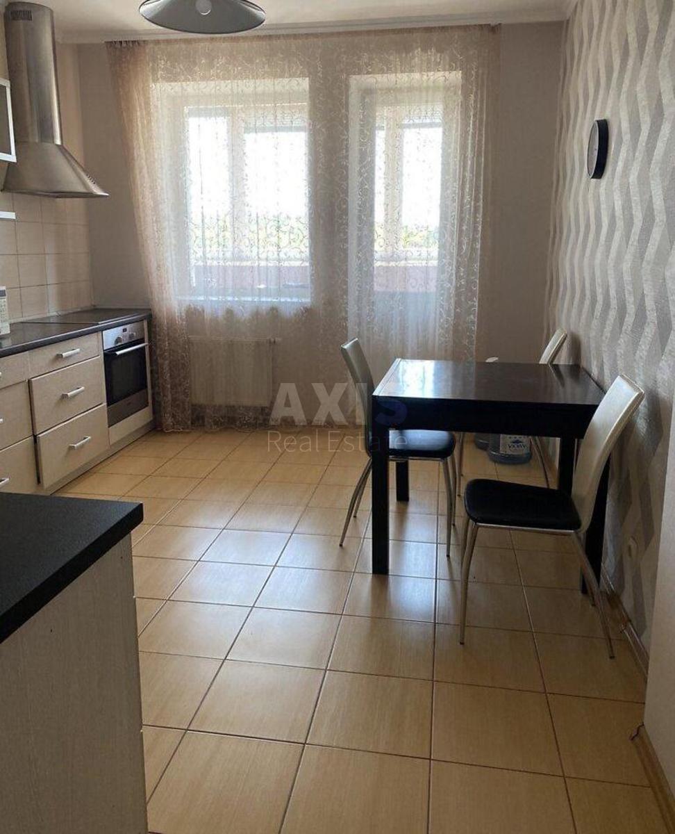 1k apartment vul. Golosii'vs'ka 13А3