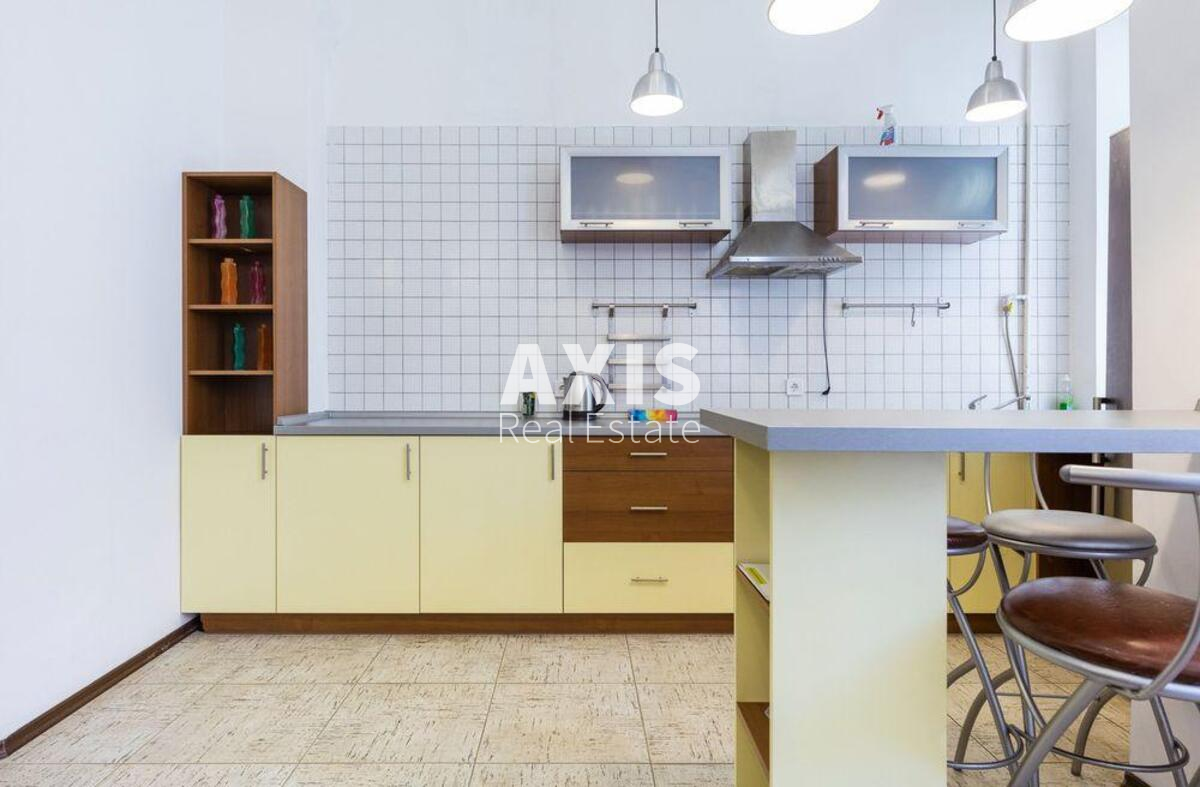 2k apartment vul. Saksagans'kogo 33/353