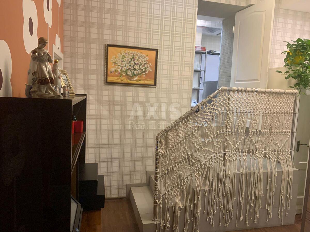 Trade object vul. Antonovycha 169/11, 160m23