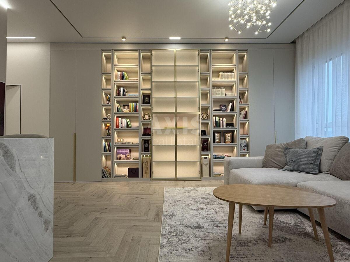 4k apartment vul. Antonovycha 1095