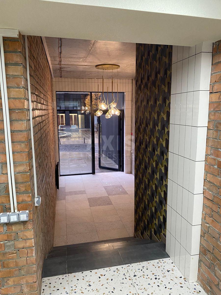Office vul. Kyrylivs'ka 37А, 87m2