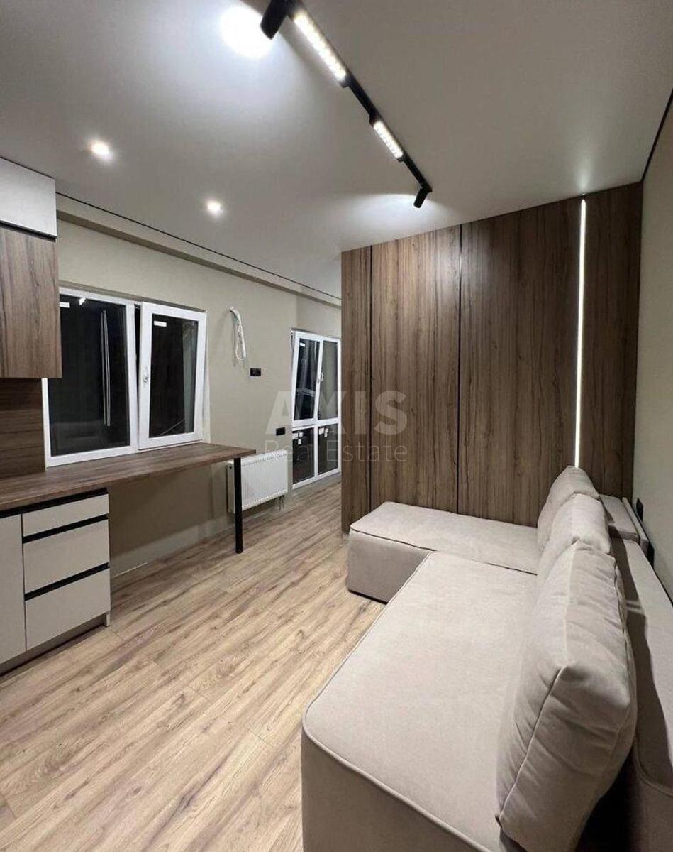 1k apartment vul. Myhajla Maksymovycha 5Б1