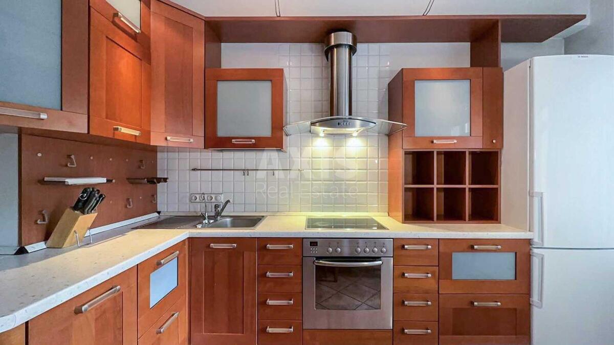 3k apartment vul. Pavlivs'ka 180