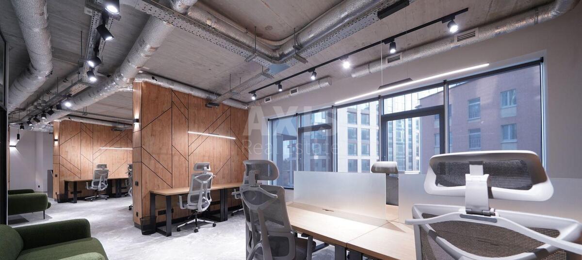 Office vul. Buslivs'ka 12, 120m24