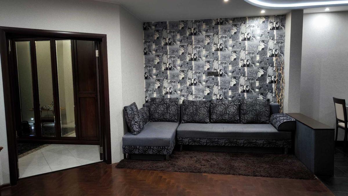 2к квартира ул. Николая Амосова 44