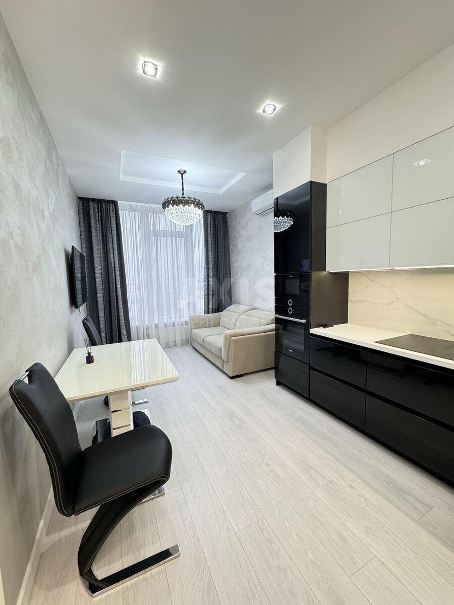 2k apartment vul. Zhyljans'ka 682