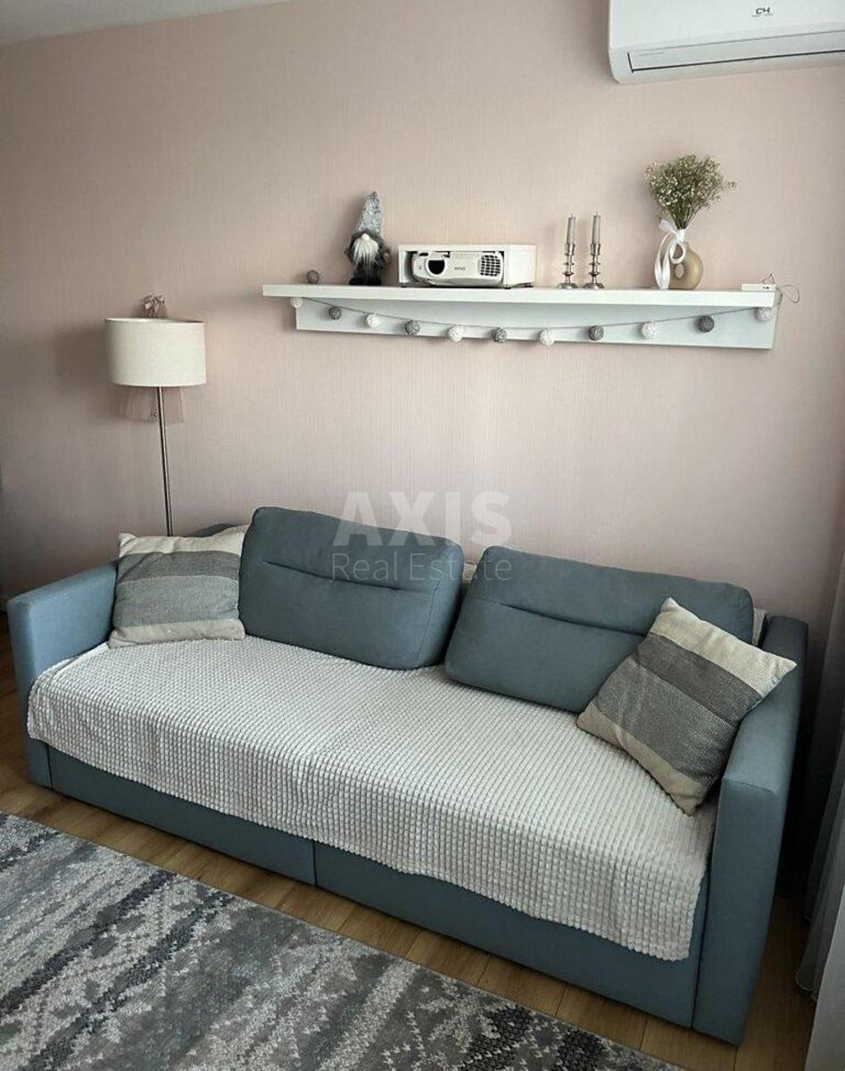 2k apartment vul. Teligy Oleny 433