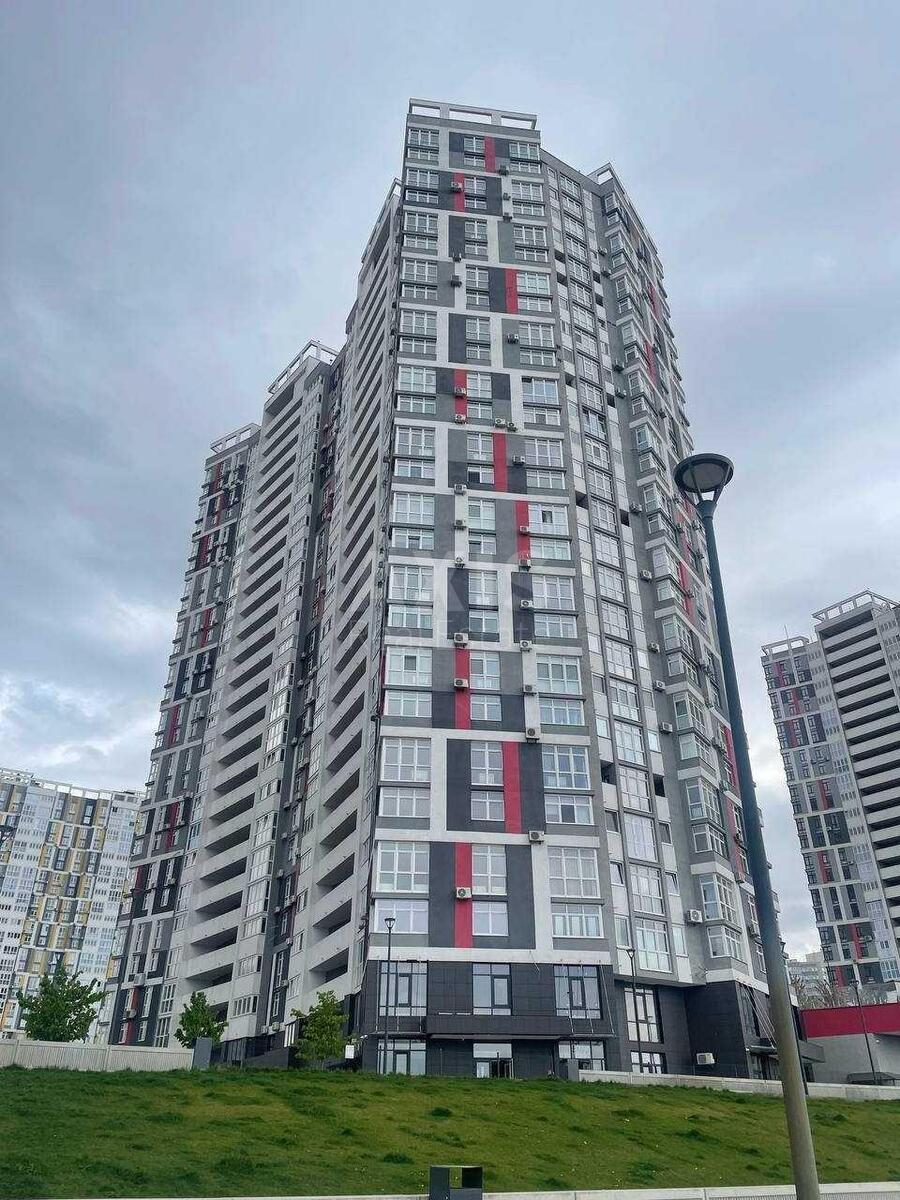 2k apartment vul. Voskresens'ka 2А