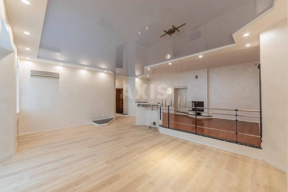 4k apartment vul. Antonovycha 14618998