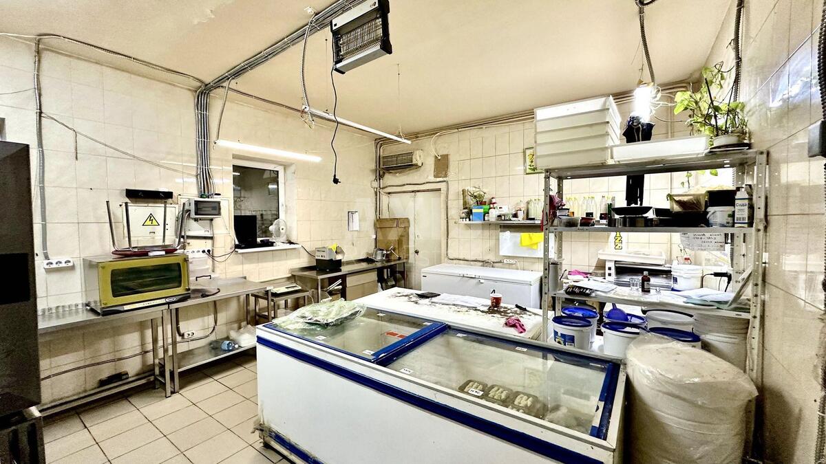 Trade object pr-t Bazhana Mykoly 3, 210m2575991