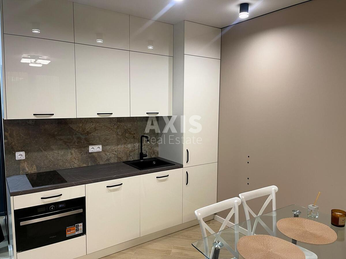 2k apartment vul. Zarichna 1Г