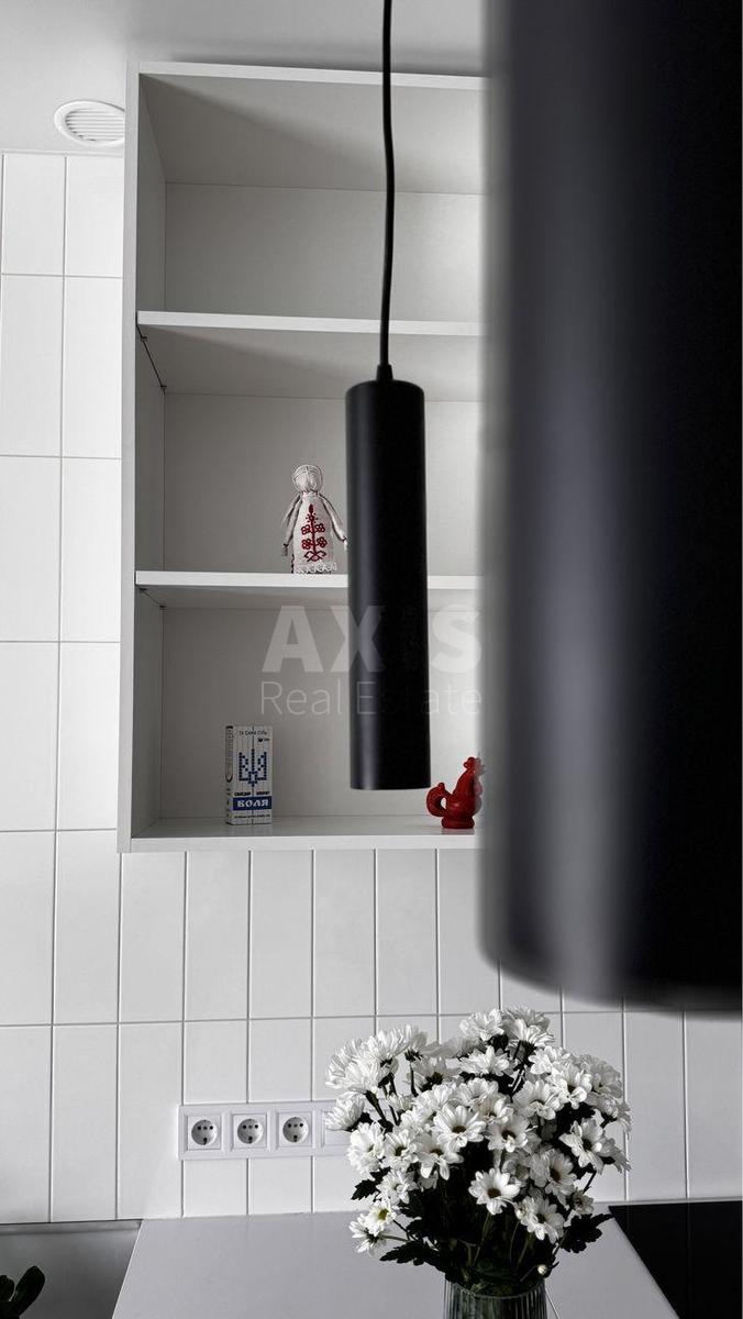 1k apartment vul. Radchenka Petra 2710