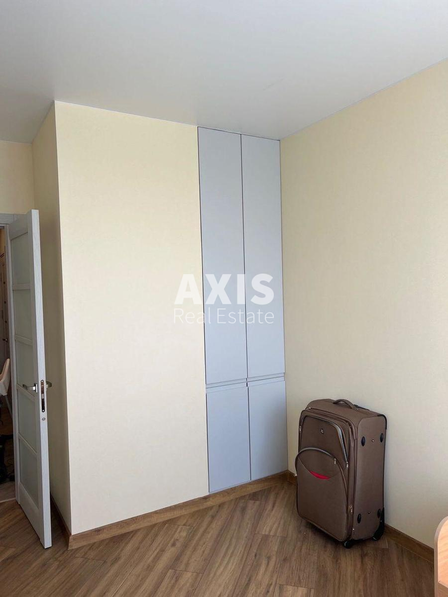 2k apartment pr-t Vidradnyj 210