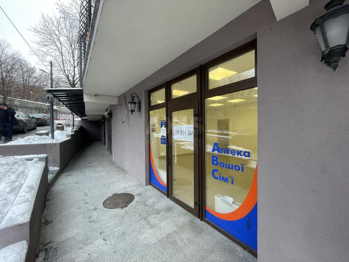Trade object uzviz Voznesens'kyj 23, 50m2