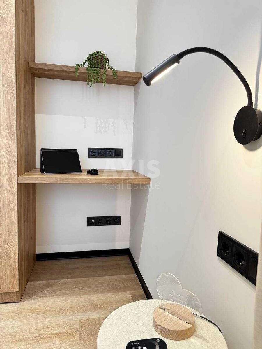 1k apartment pr-t Yevropeyskoho Soyuzu 1630283