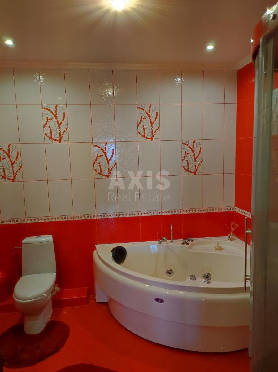 3k apartment vul. Ushakova Mykoly 1В9
