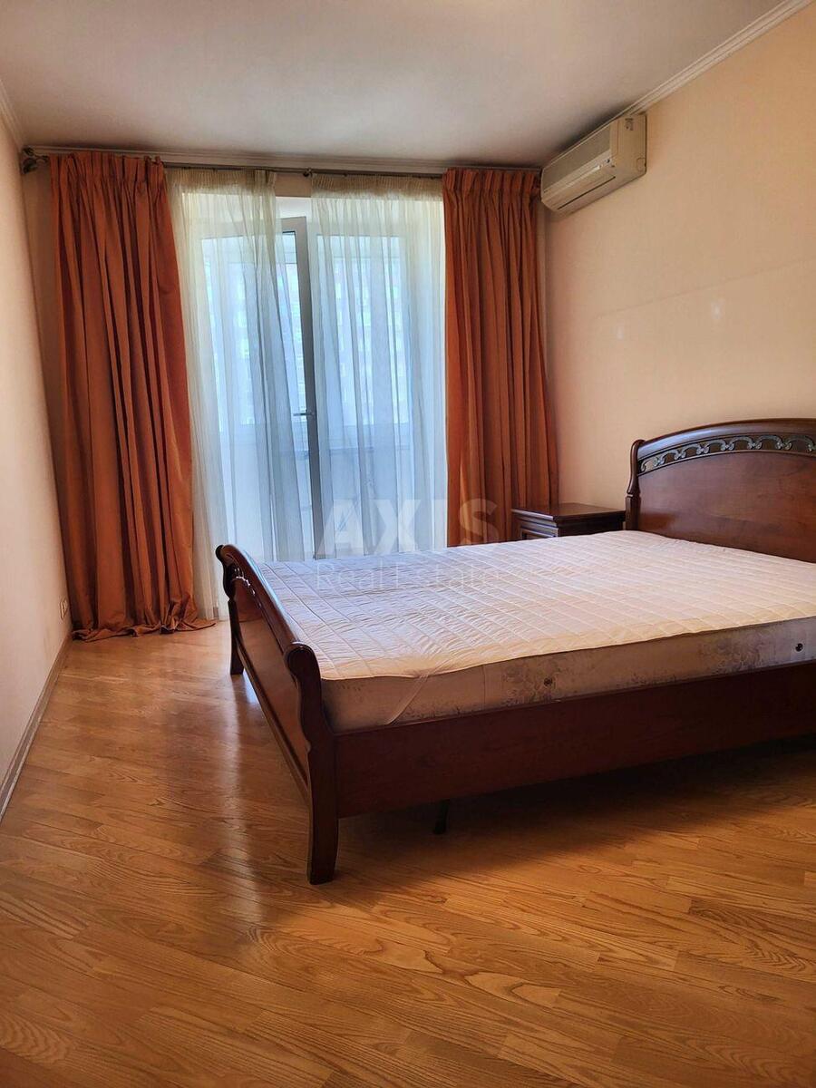 3к квартира ул. Драгоманова 172