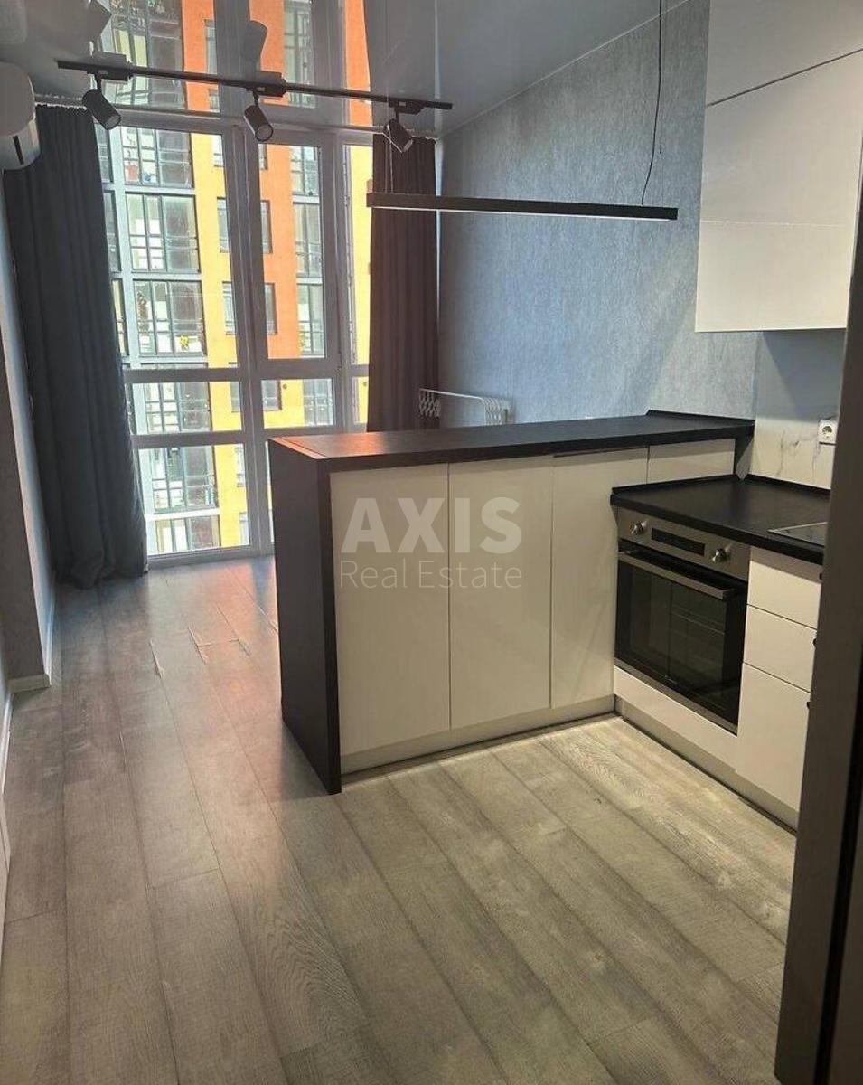 1k apartment vul. Berezhans'ka 150